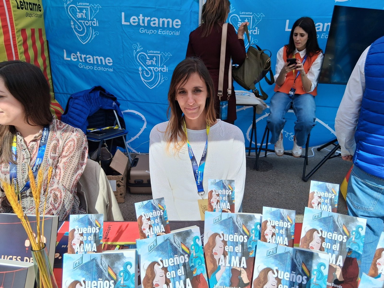 Lorena Dorado presentó Sueños en el alma en Sant Jordi 2025 de la mano de Editorial Letrame